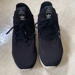 Adidas Pharrell Williams Hu sneakers